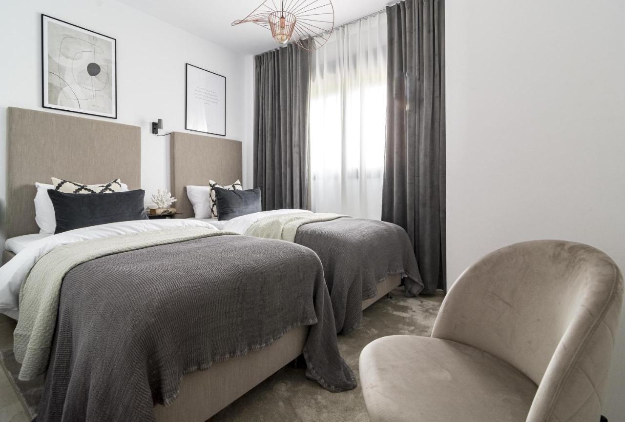 Djc - Modern 2 Bedroom Apartment Close To Beach Casares Esterno foto